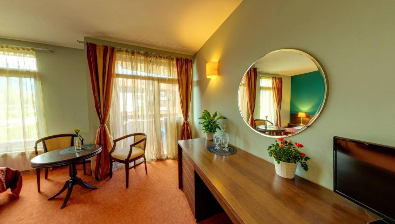 Hotel Famil - Adults Only Bansko Zewnętrze zdjęcie