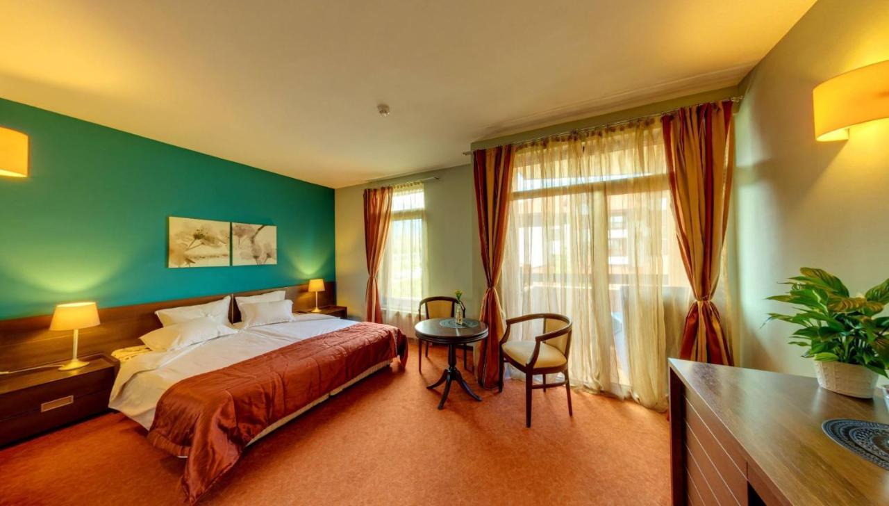 Hotel Famil - Adults Only Bansko Zewnętrze zdjęcie